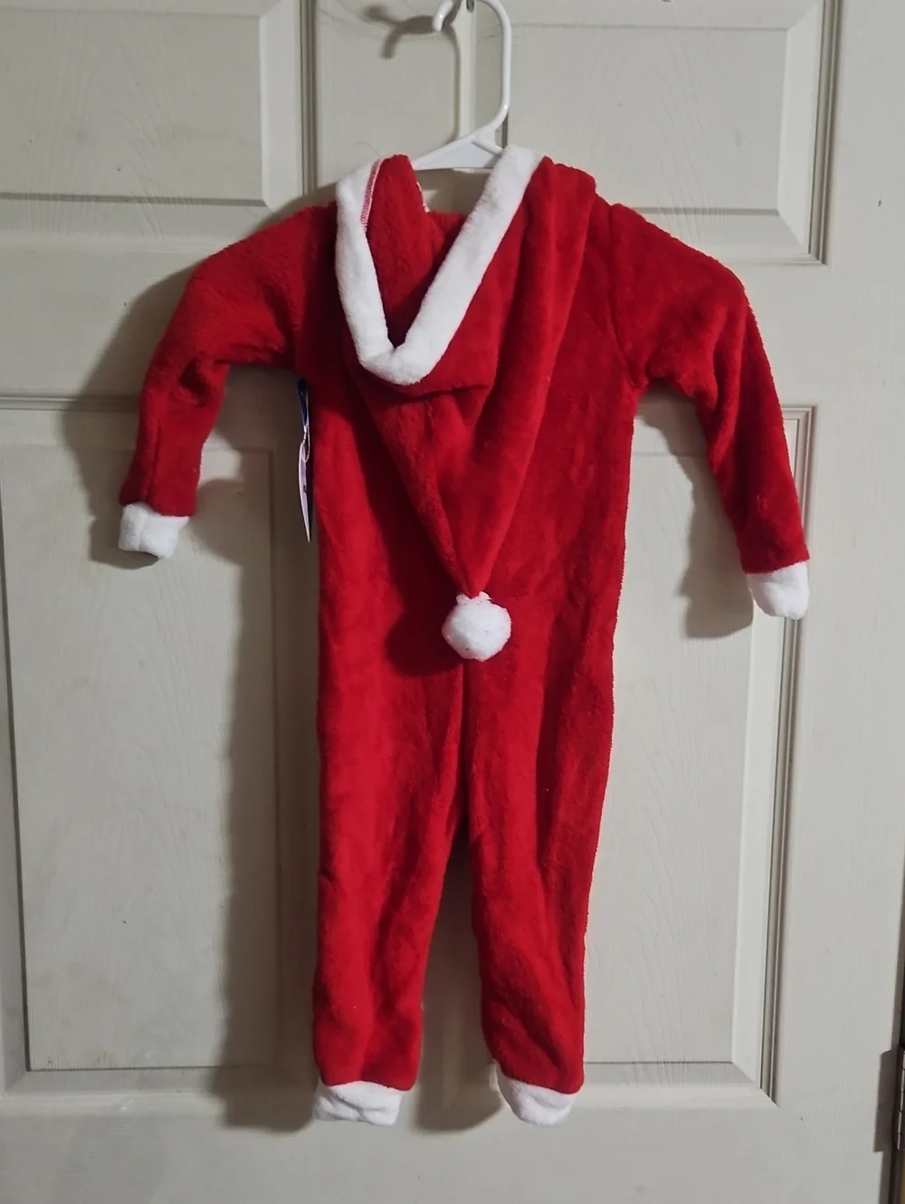 BMAGICAL BY BTWEEN ONE PIECE SANTA PAJAMA: NEW WITH TAGS: SIZE 2T